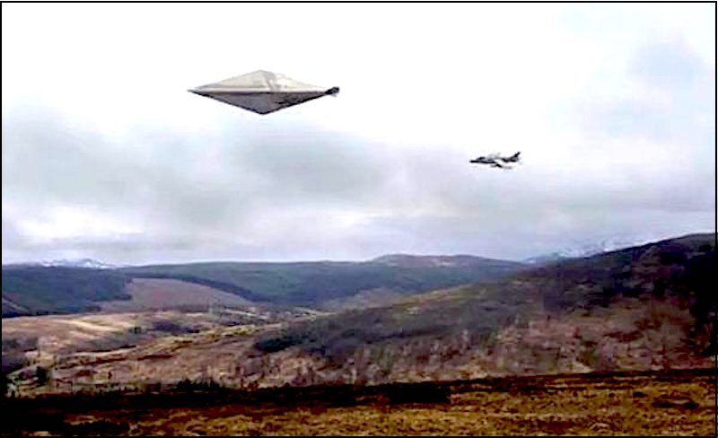 Plane/UAP