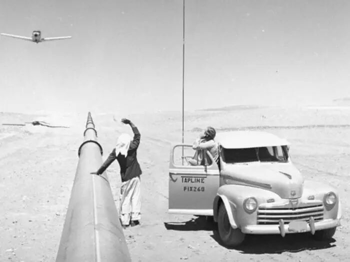 rans-Arabian Pipeline in 1951