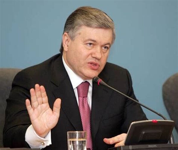 Click to enlarge Oleksandr Chalyi negotiator minsk agreement