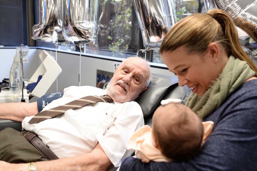 Click to enlarge James Harrison blood donor saved thousands babies