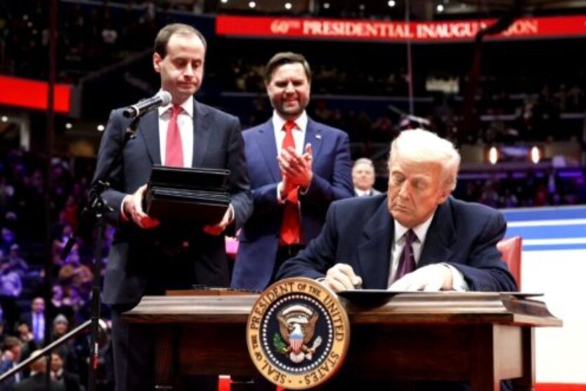 Click to enlarge President Donald Trump