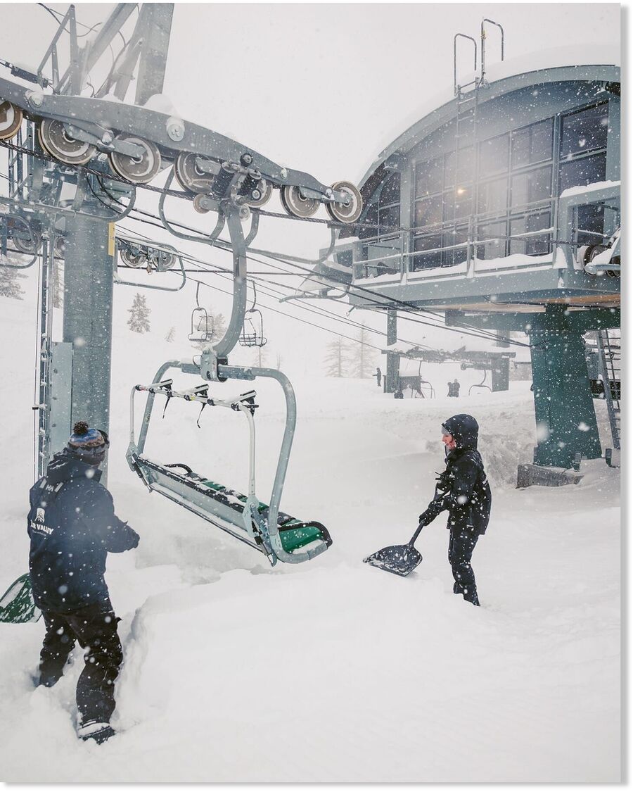 California's Bear Valley reported the second most snowfall in the last 24 hours - 32