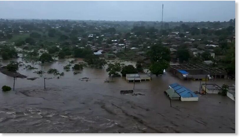 Drone footage shows the impact, devastation and flooding caused by Cyclone Jude in Nampula Province.