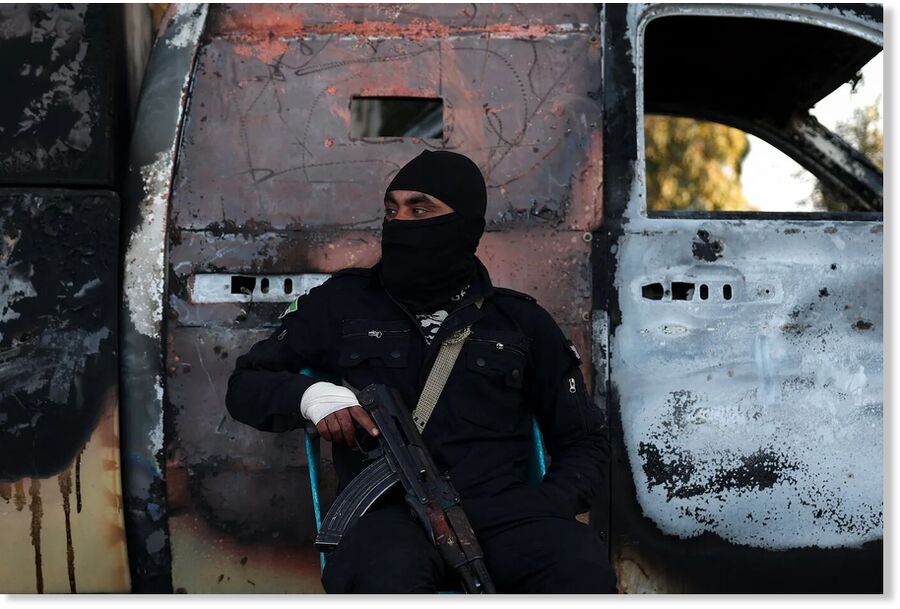 Click to enlarge syrian terrorist