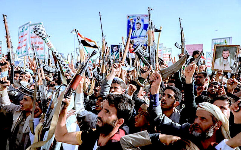 Click to enlarge houthi rally
