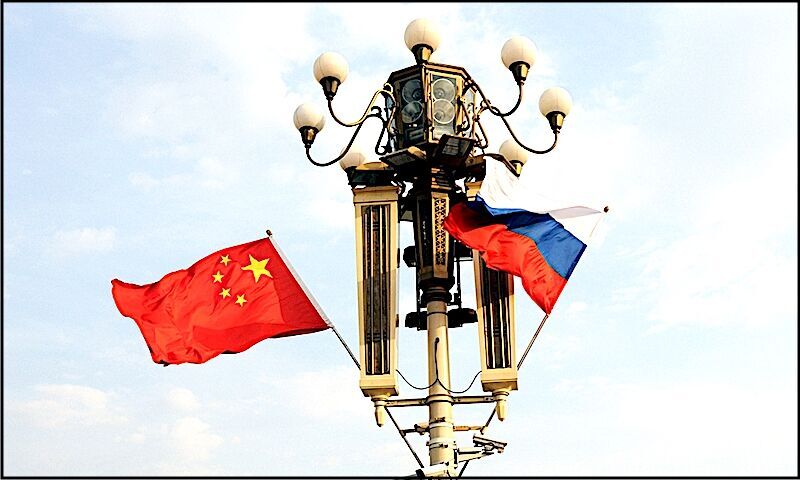Click to enlarge flags lightpost