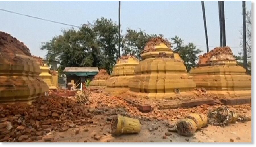 A temple in Naypyidaw, Myanmar, after the quake