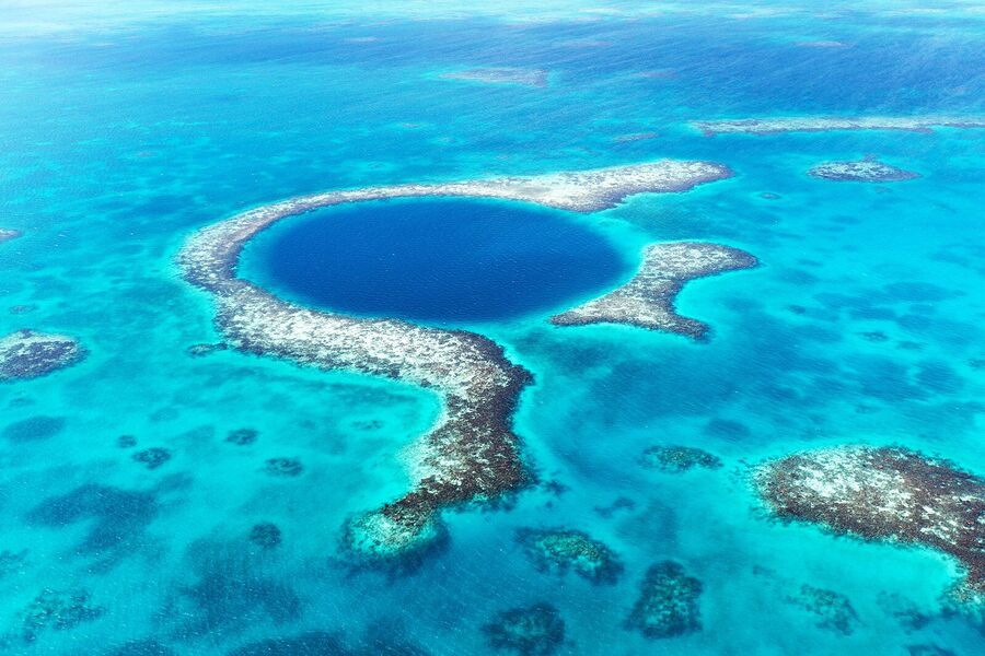 Click to enlarge great blue hole ocean belize