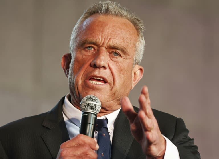 Click to enlarge Robert F. Kennedy Jr. RFK