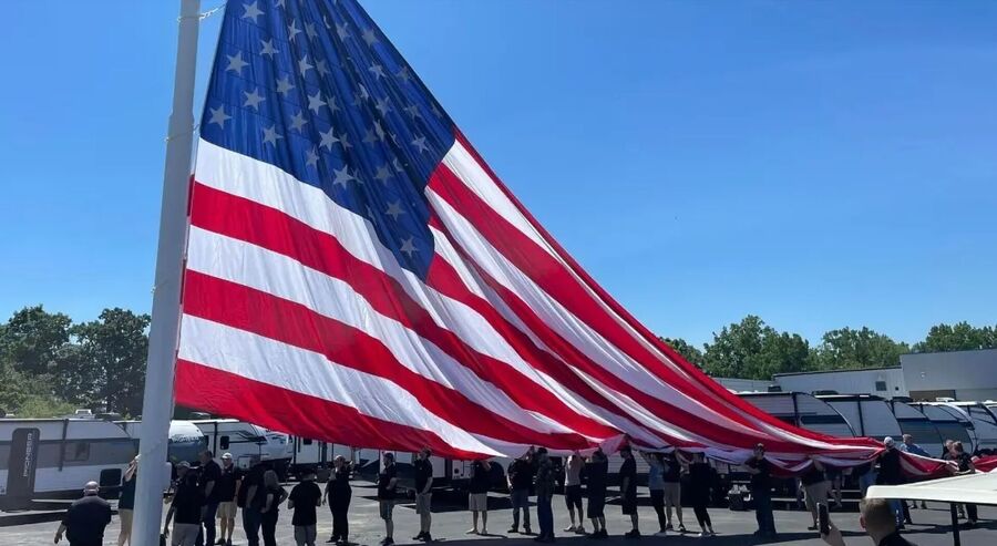 camping world giant flag