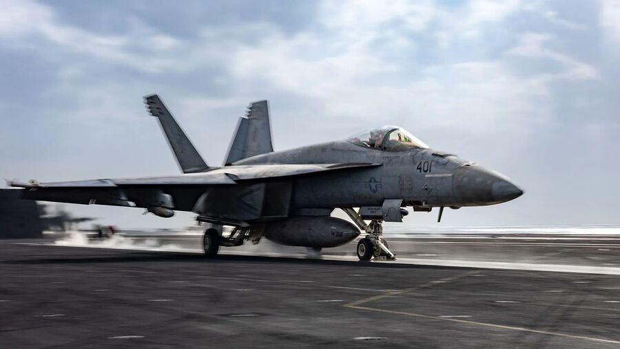 F/A-18E Super Hornet Strike Fighter Squadron USS Harry S. Truman
