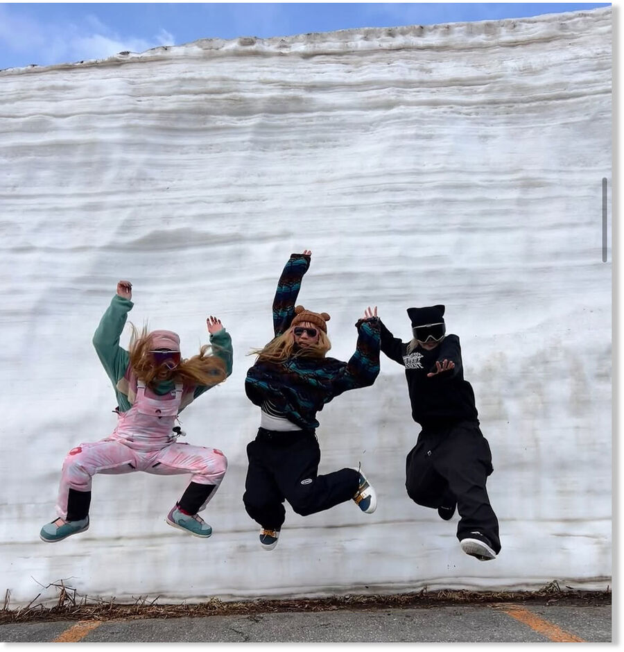 The impressive snow wall on the 11km road to Gassan’s ski area.