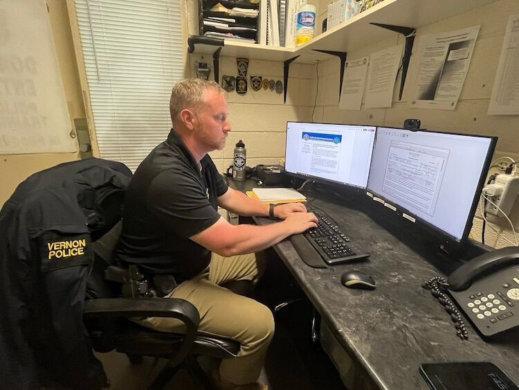 Click to enlarge Vernon Police Department detective Tommy Van Tasel 764 online child abuse grooming