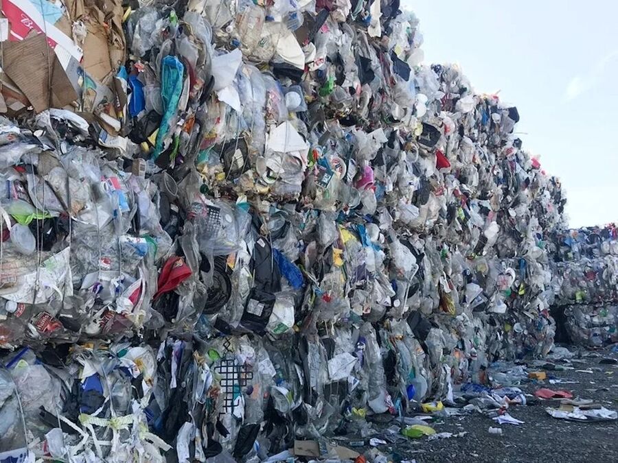 Click to enlarge fail recycle plastic materials landfill