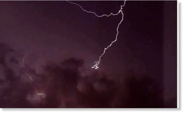 Thunderstorms hit Alexandria early Saturday - screenshot of videos circulated on social media