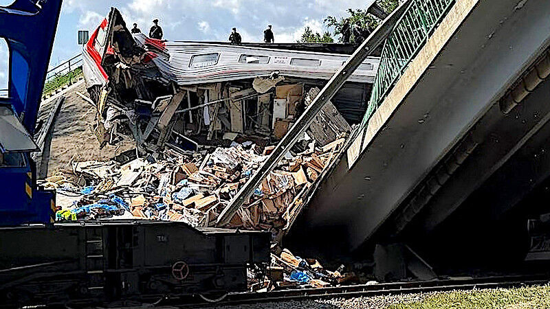 Train derail