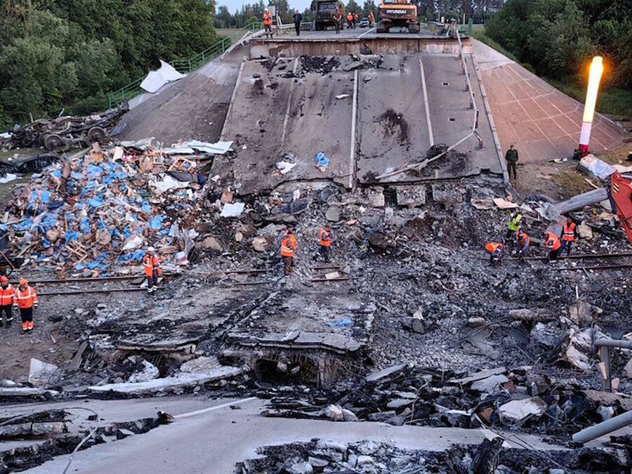 bryansk bridge collapse bomb russia ukraine