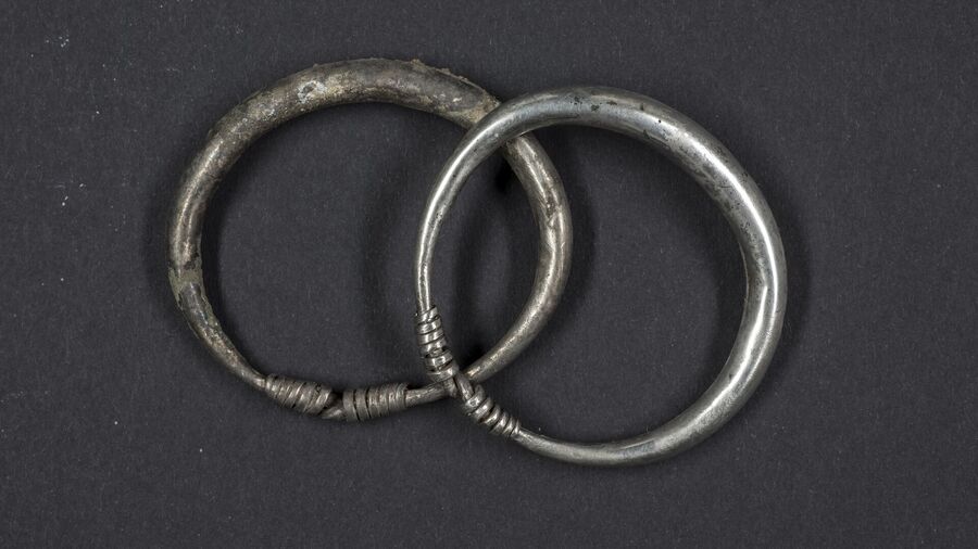 Click to enlarge bavaria grave goods toddler 7th century