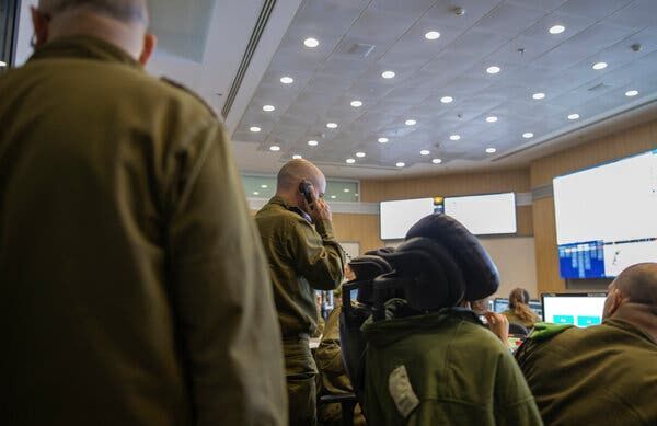 Click to enlarge israel military command center tel aviv