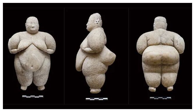 Click to enlarge female figurine