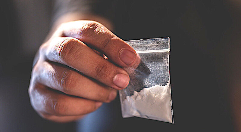 hand cocaine