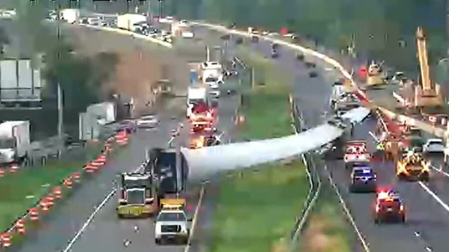 wind turbine blade highway maryland closed