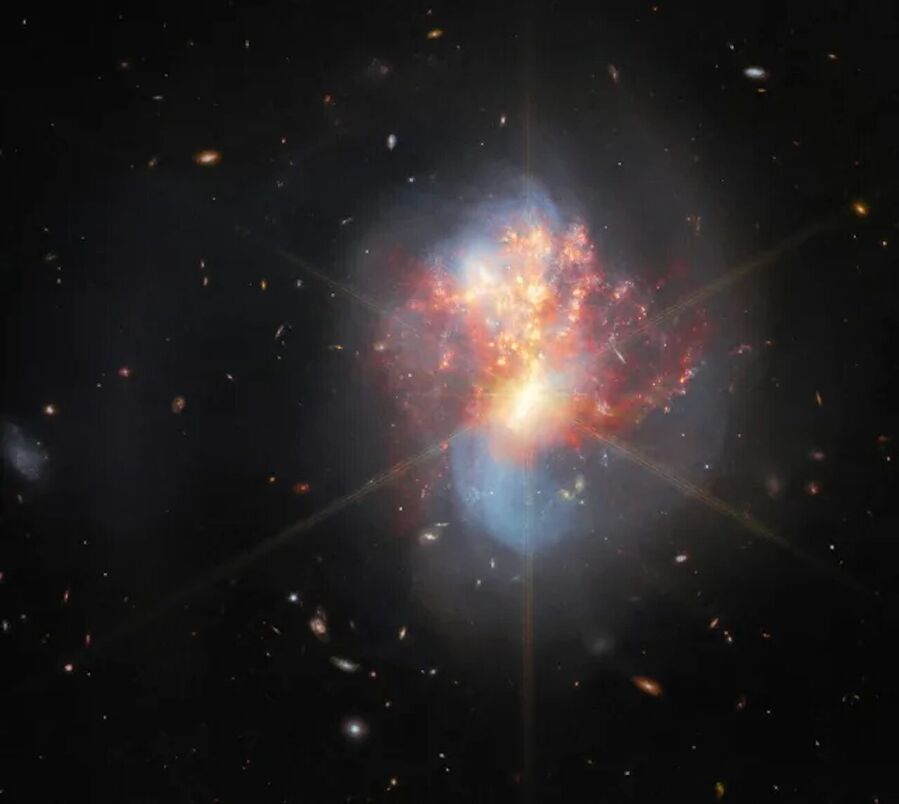 Click to enlarge interacting galaxies IC 1623 JST starburst