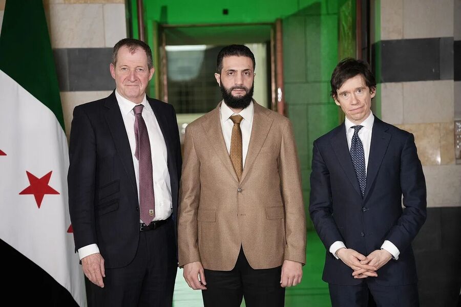 Click to enlarge Sharaa MI6 veteran Rory Stewart syria jihadists