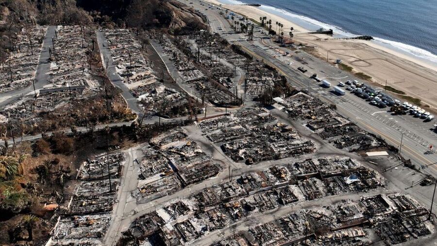 Tahitian Terrace and Palisades Bowl pacific palisades fire disaster california