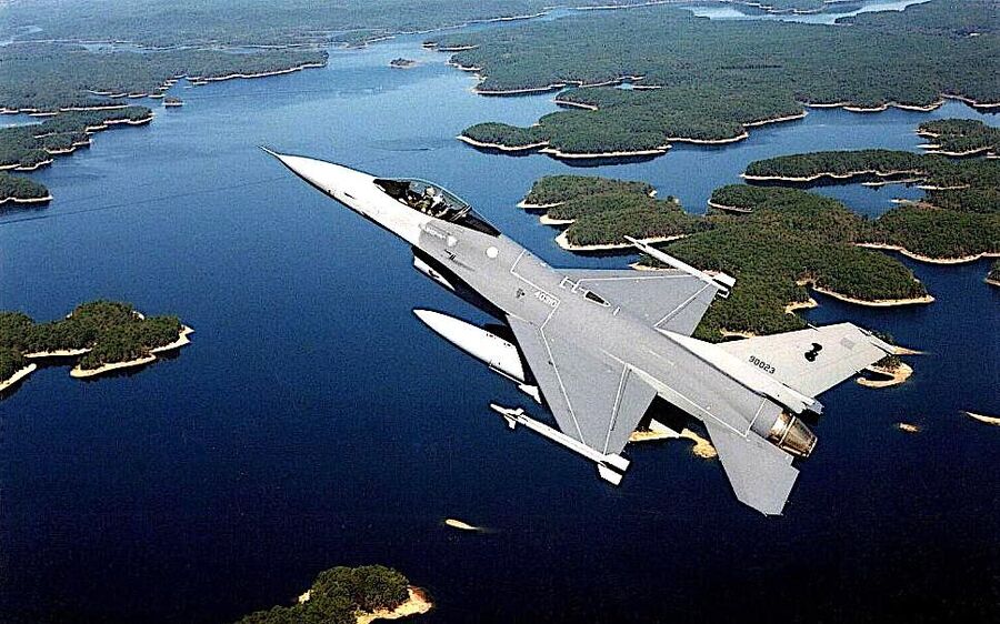 F-16
