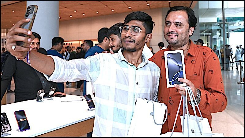 Click to enlarge Indian Apple guys