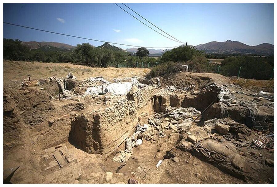 Click to enlarge prehistoric buildings