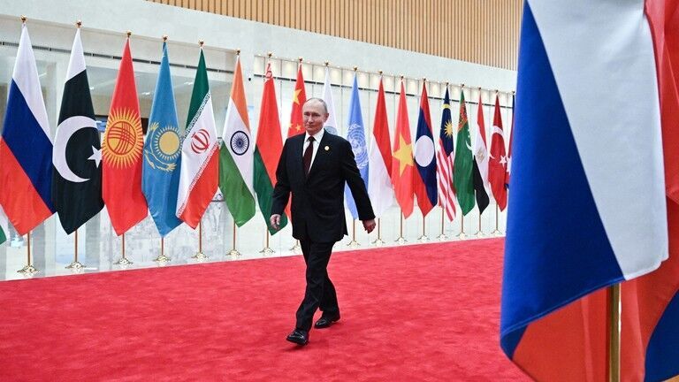 Click to enlarge Russian President Vladimir Putin in Tianjin, China.