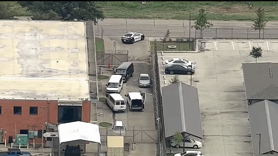 dallas shooter ICE facility