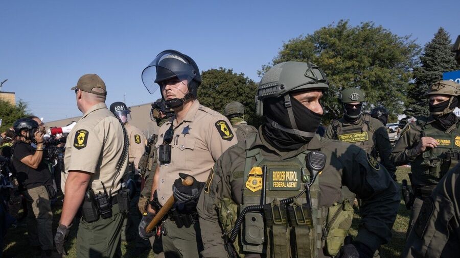 national guard ice broadview trump