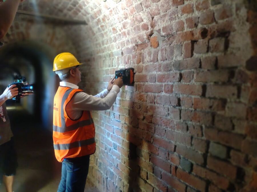 Click to enlarge sforza castle da vinci sketches secret tunnel