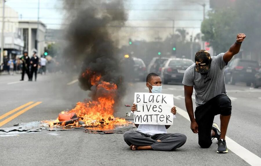 Click to enlarge riot fire black lives matter los angeles