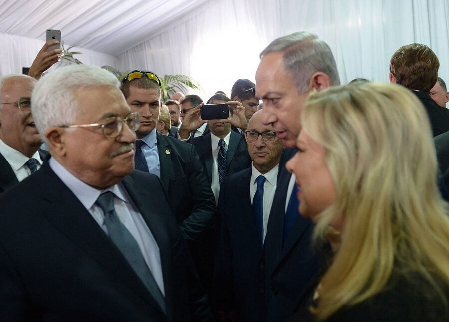 Click to enlarge netayahu abbas