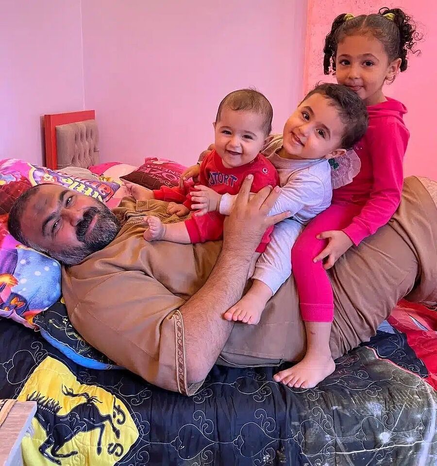 Click to enlarge Motasem Ahmed Dalloul children dead