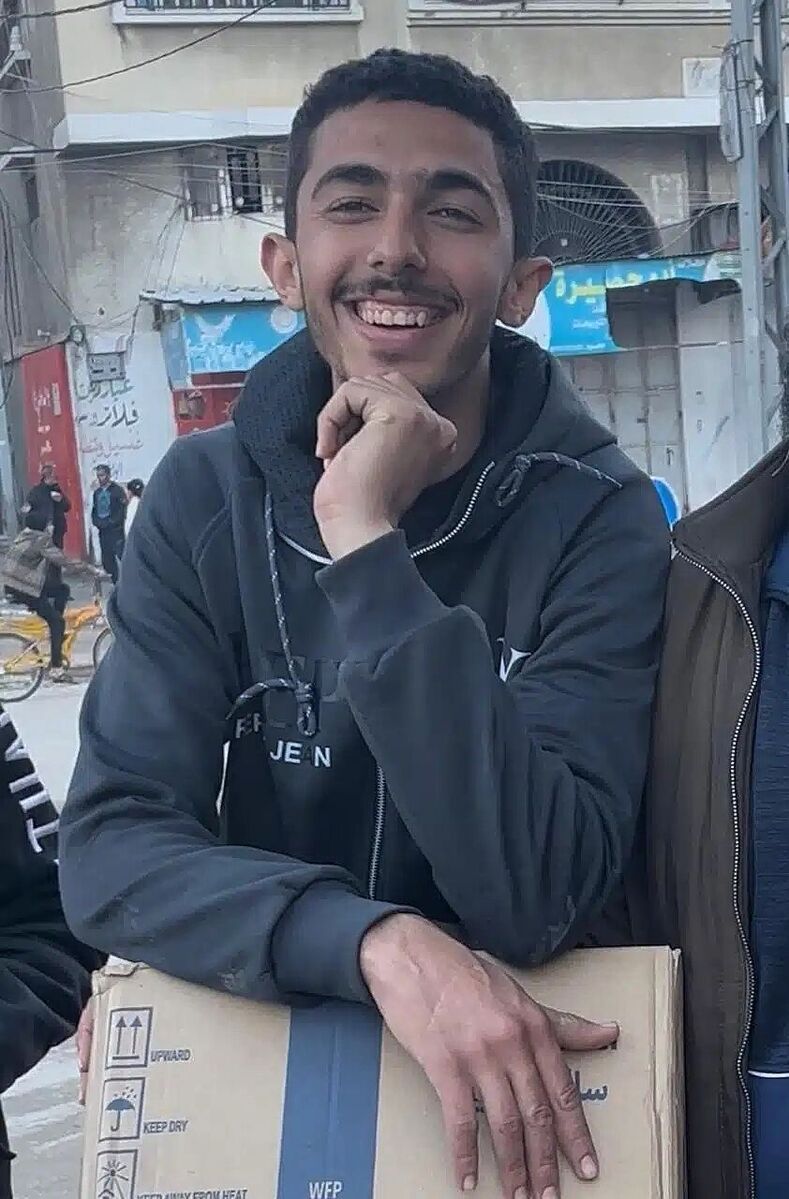 Click to enlarge Palestinian journalist Motasem Ahmed son dead gaza