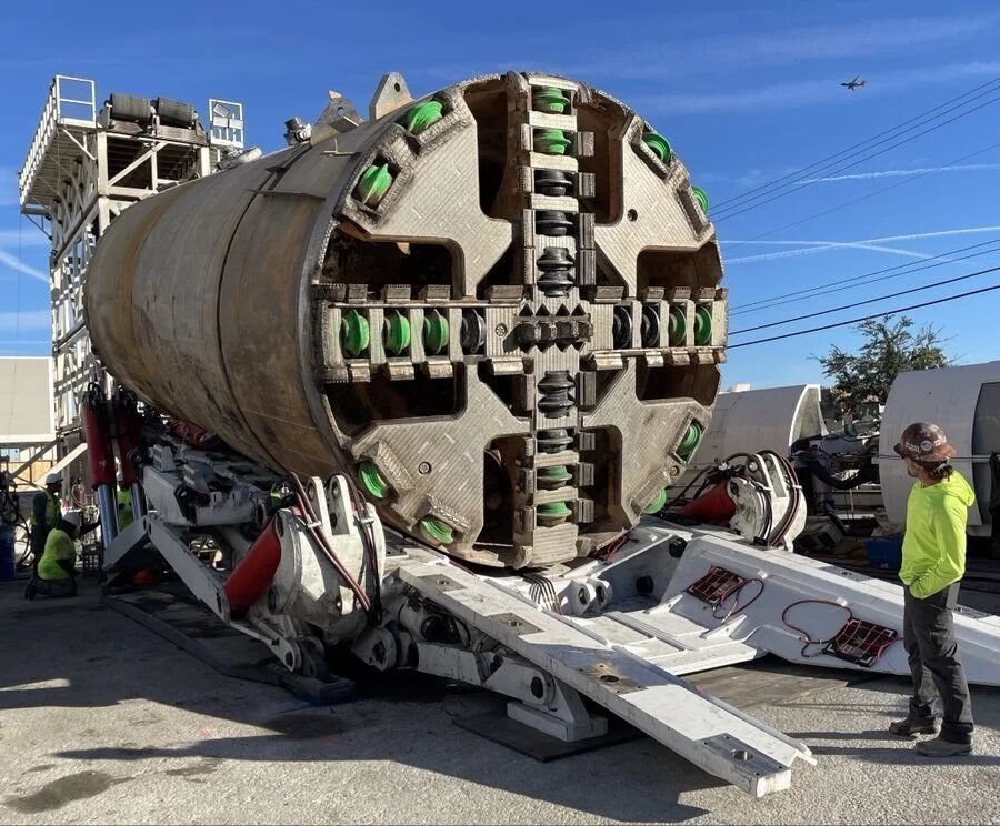 Elon Musk's Boring Machine