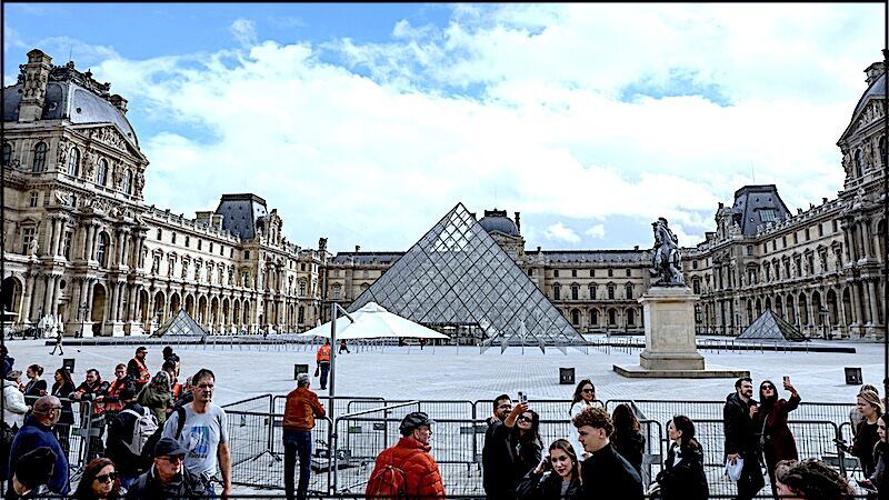 Click to enlarge Louvre