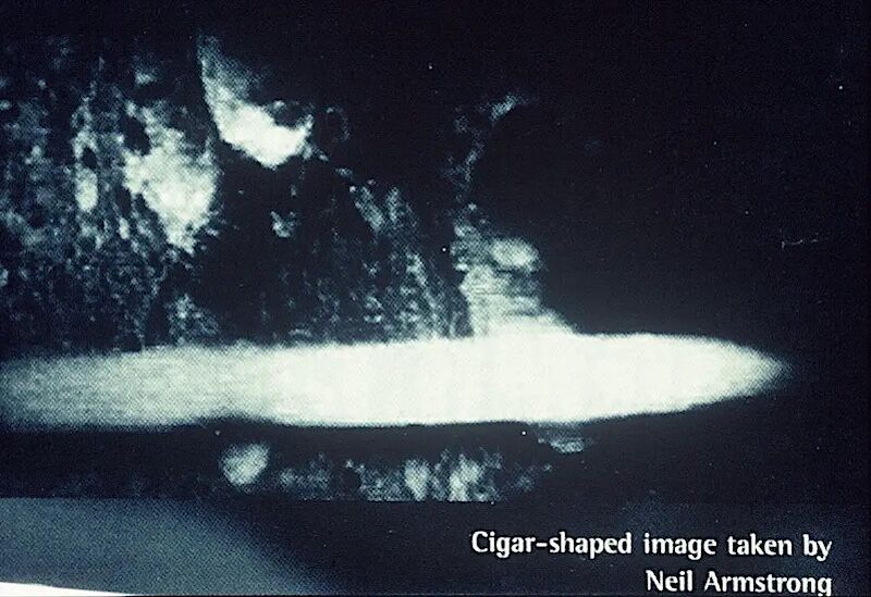 cigar shape ufo