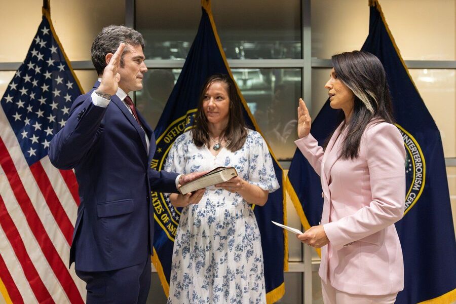 tulsi gabbard joe kent