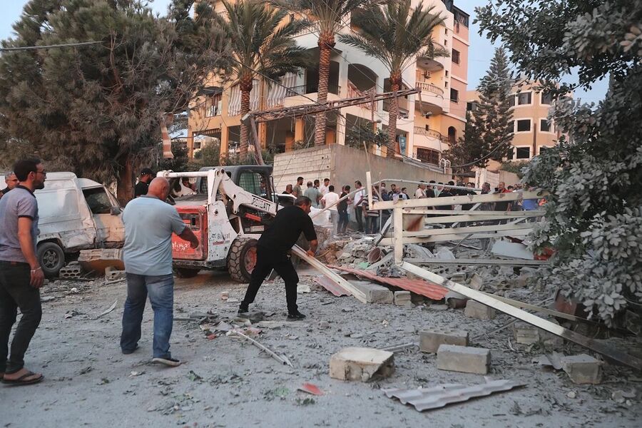 Click to enlarge idf bomb lebanon
