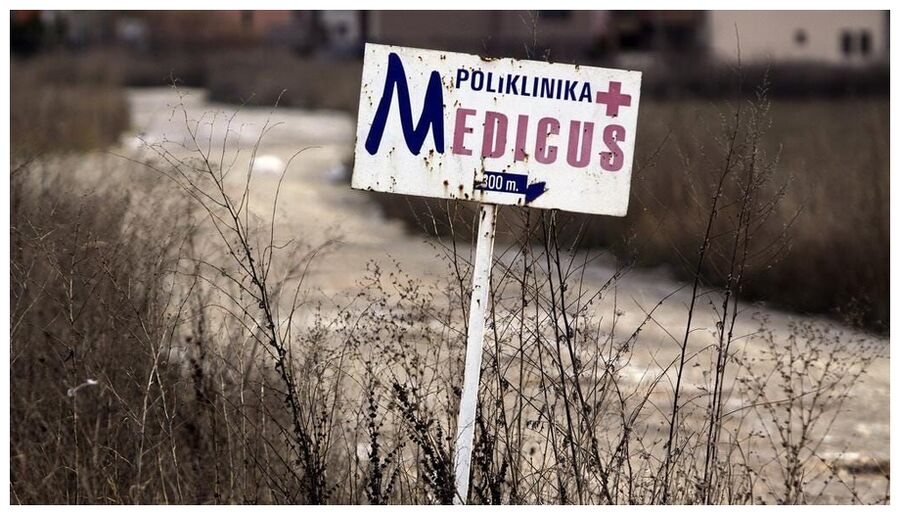 Click to enlarge Kosovo Sign