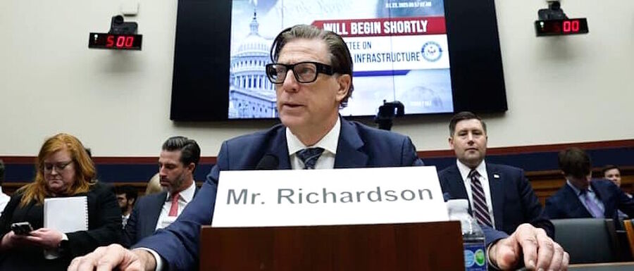 Click to enlarge fema director resigns