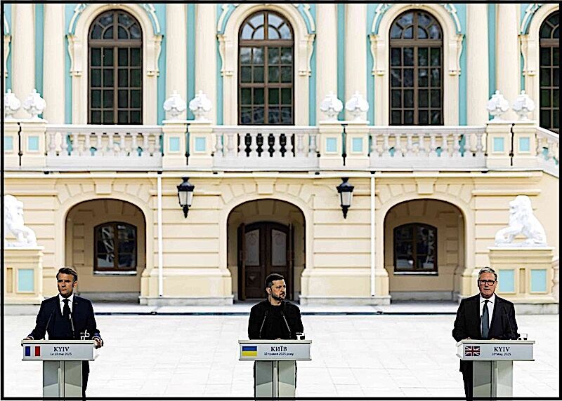 Click to enlarge 3 leaders in Kyiv