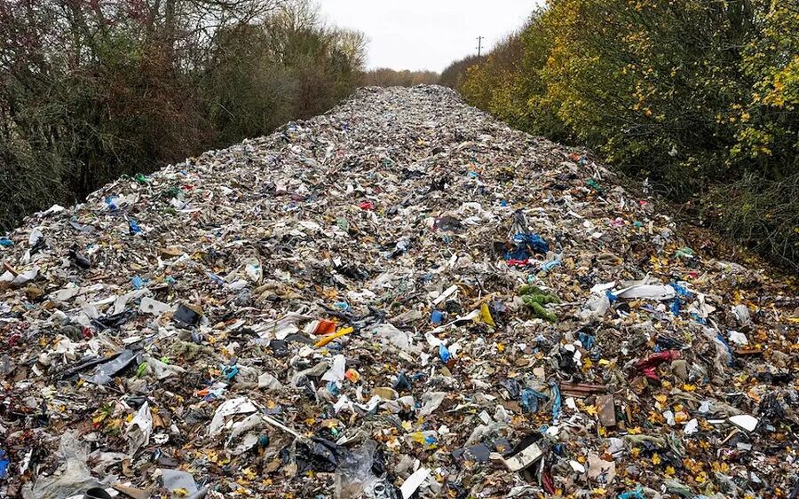 garbage river cherwell fly tippers britain pollution
