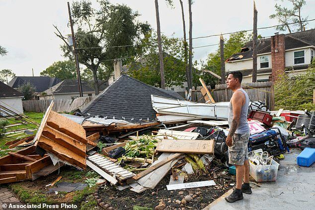 tornado damage houston